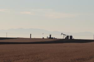 An oil rig on Pawnee National Grassland