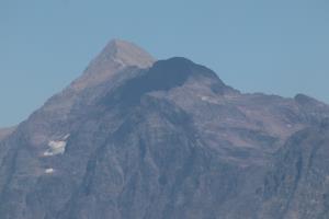 Close up look at mountain from Apgar Lookout