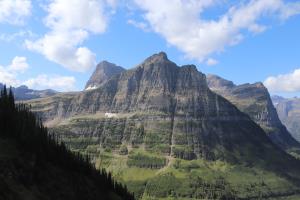 Mountains seen from Highline Trail