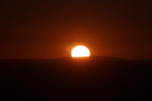 Sunrise seen from summit of Roys Peak