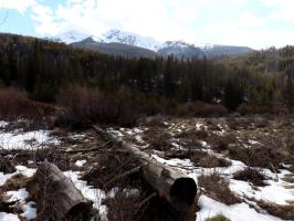 Mountain landscape view on Peaks Trail
